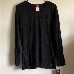 Dickies Long Sleeve Skulls & Bats Shirt